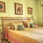 La Colina 모로델제블