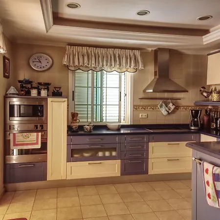 ホテル La Colina 4*