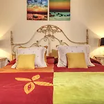 Hotel La Colina